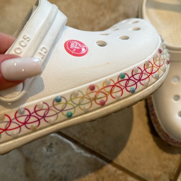 White Crocks size 3 - Picture 8 of 8